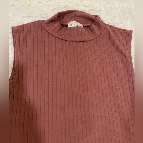 Sleeveless Ribbed Top S - Mauve- Wandering Dreams NY - Picture 3 of 8